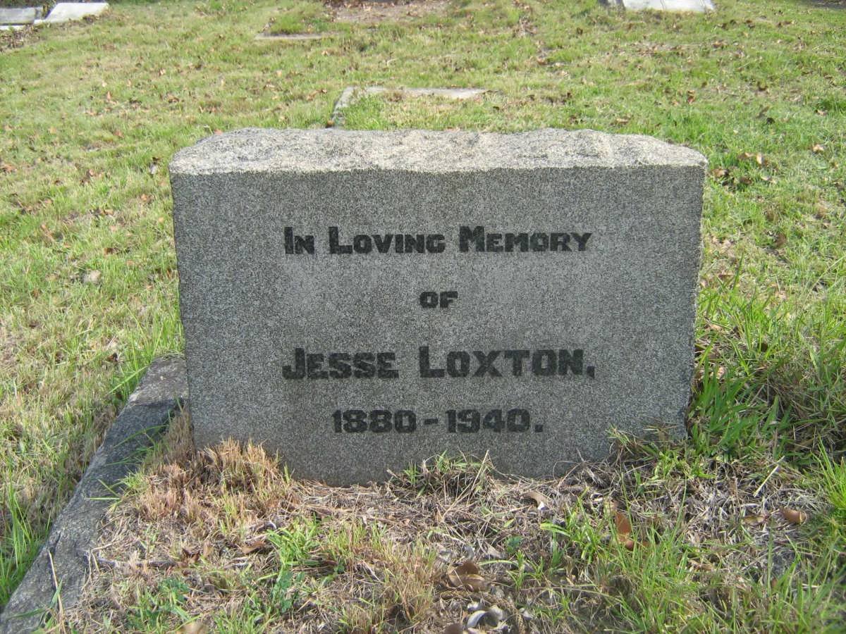 LOXTON Jessie 1880-1940