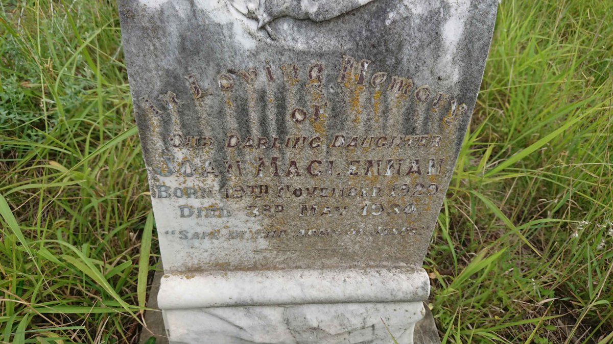 MACLENNAN Joan 1929-1930