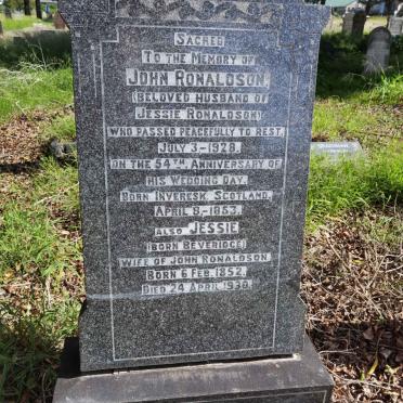 RONALDSON John 1853-1928 &amp; Jessie BEVERIDGE 1852-1930 :: BEVERIDGE John P. -1905
