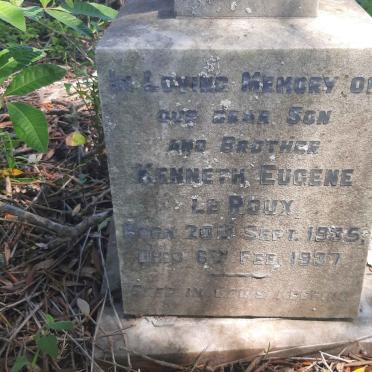 ROUX Kenneth Eugene, le 1935-1937