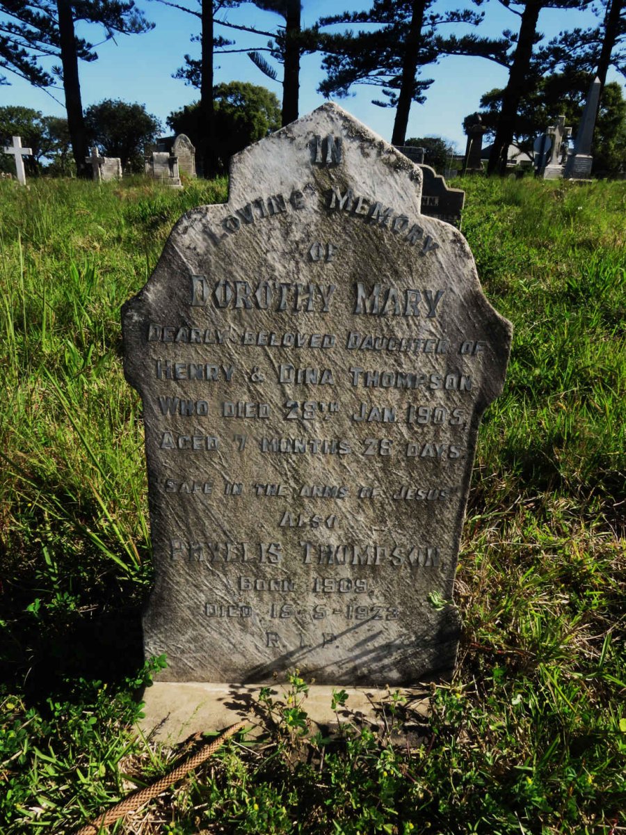THOMPSON Dorothy Mary -1905 :: THOMPSON Phyllis 1909-1923