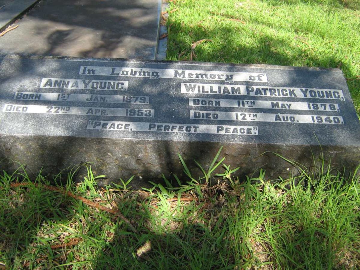 YOUNG William Patrick 1878-1940 &amp; Anna 1879-1953