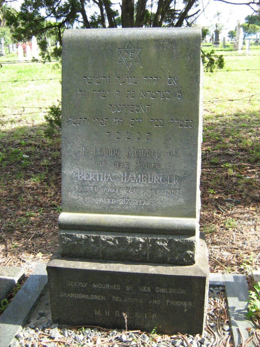 HAMBURGER Bertha -1957 