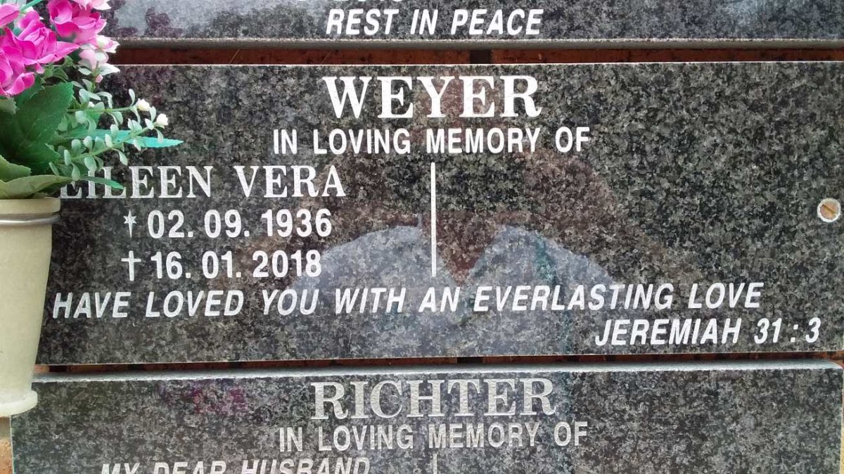WEYER Eileen Vera 1936-2018