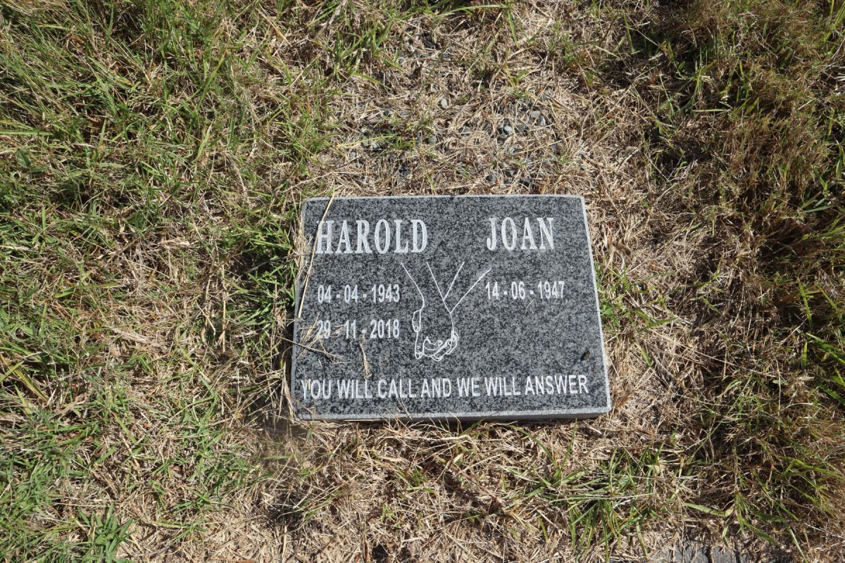 ? Harold 1943-2018 &amp; Joan 1947-