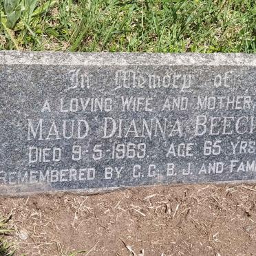 BEECH Maud Dianna -1963