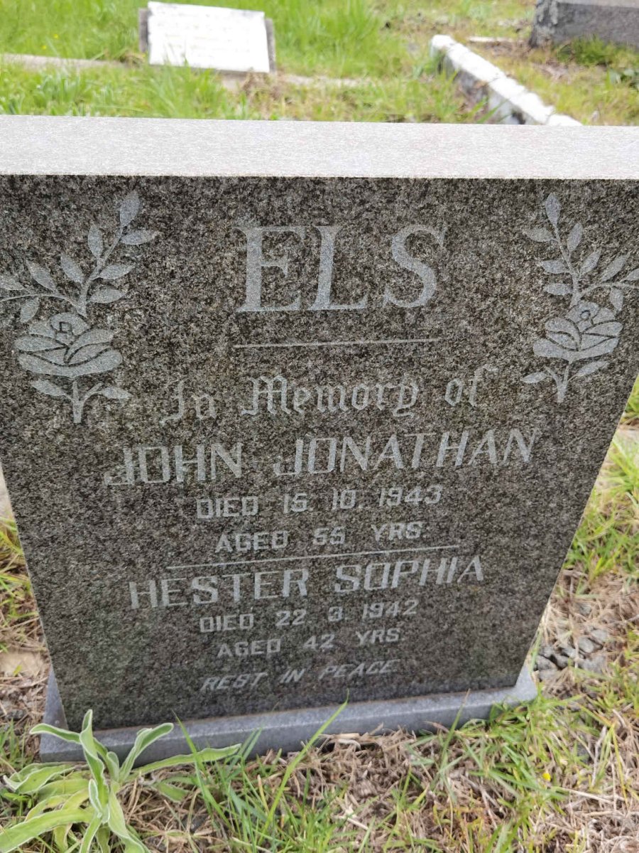 ELS John Jonathan -1943 & Hester Sophia -1942