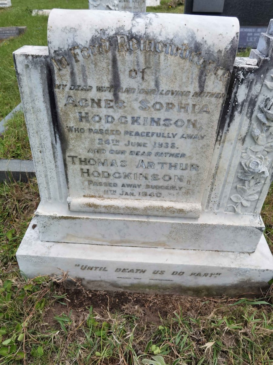 HODGKINSON Thomas Arthur -1940 &amp; Agnes Sophia -1938