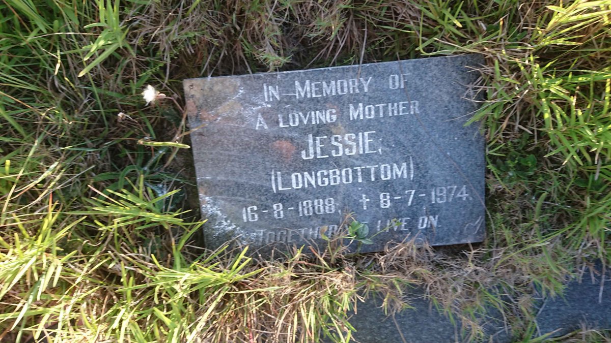 HARTLEY Jessie nee LONGBOTTOM 1888-1974