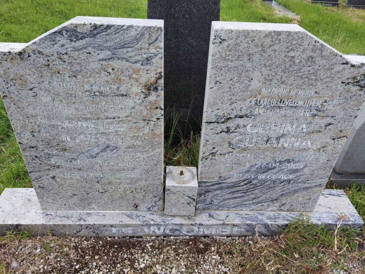 NEWCOMBE Arnold Joseph 1900-1985 &amp; Gesina Susanna 1917-2005