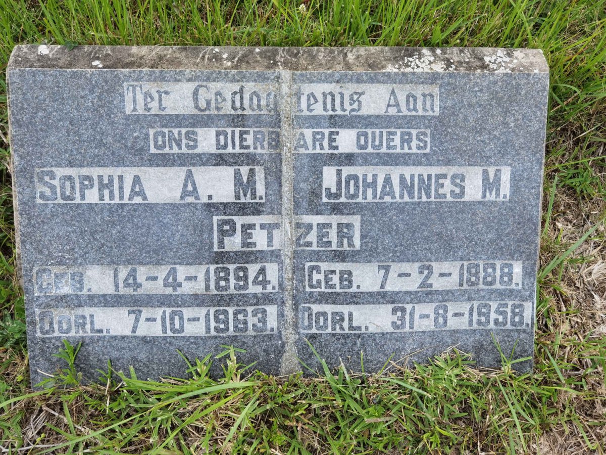 PETZER Johannes M. 1888-1958 & Sophia A.M. 1894-1963