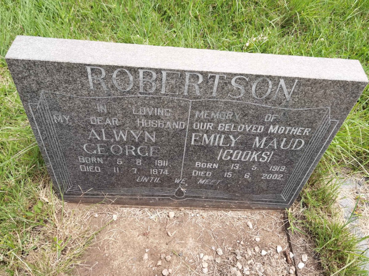 ROBERTSON Alwyn George 1911-1974 &amp; Emily Maud COOKS 1919-2002