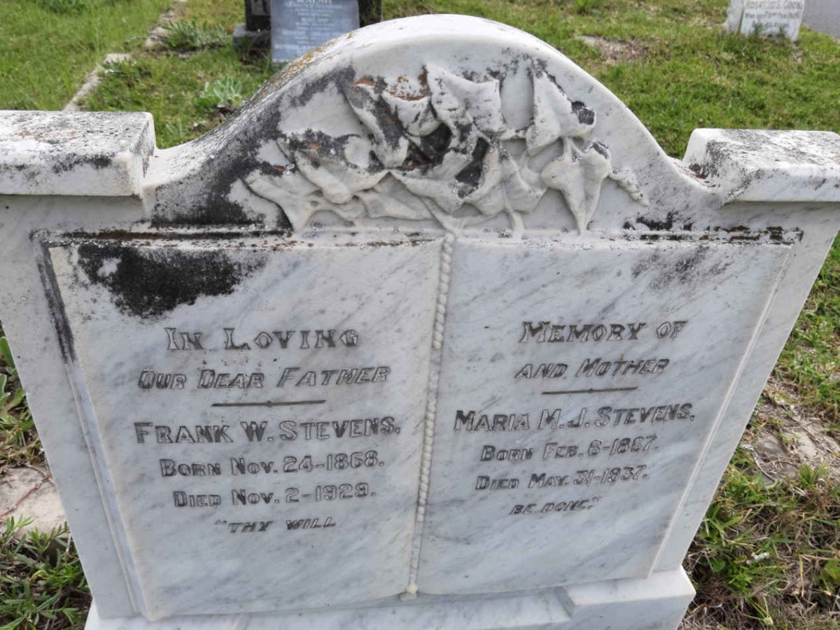 STEVENS Frank W. 1868-1929 &amp; Maria M.J. 1867-1937