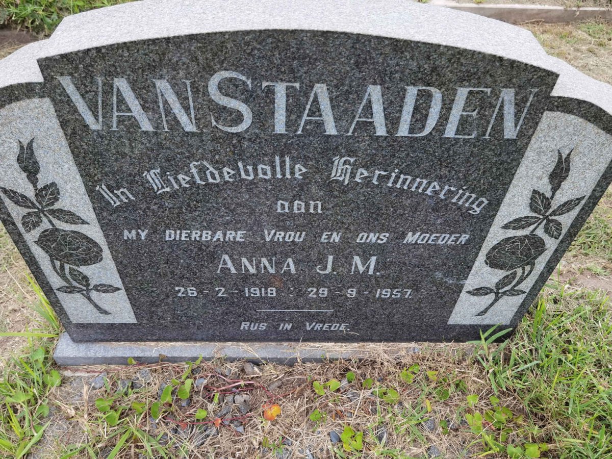 STAADEN Anna J.M., van 1918-1957