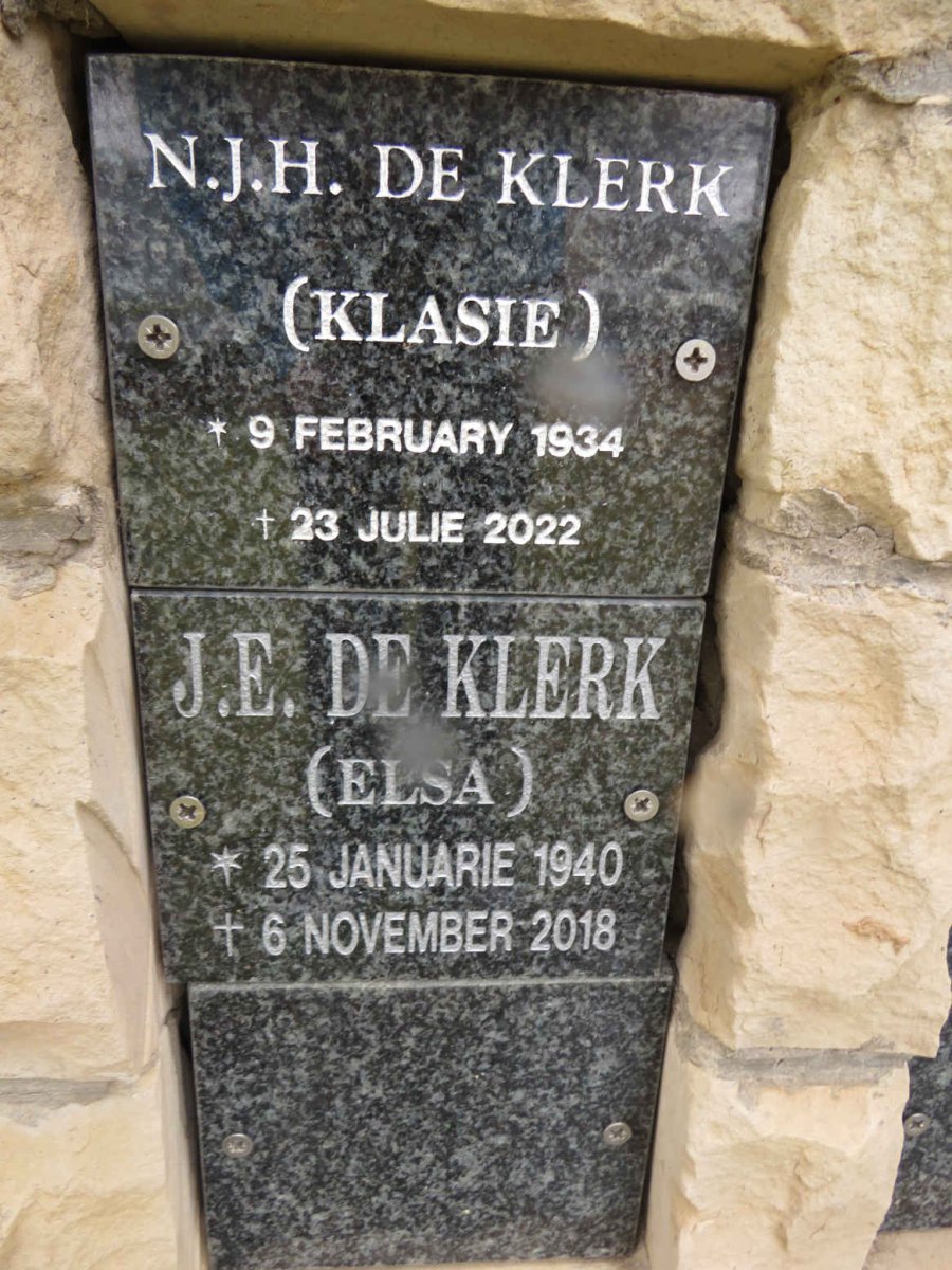 KLERK N.J.H., de 1934-2022 & J.E. 1940-2018