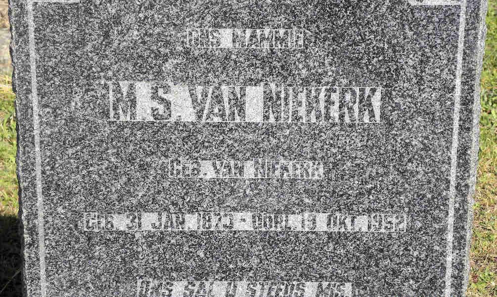 NIEKERK M.S., van nee VAN NIEKERK 1873-1952
