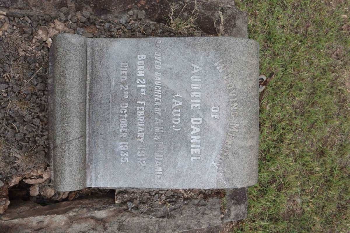 DANIEL Audrie 1912-1935