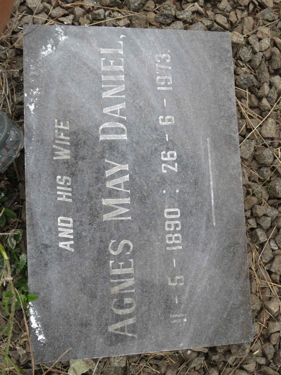 DANIEL Agnes May 1890-1973