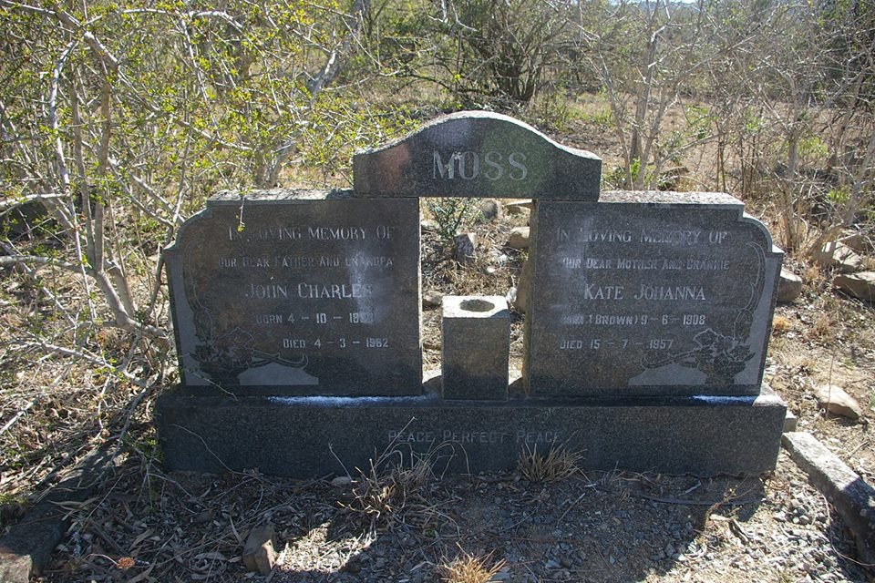 MOSS John Charles 1883-1962 &amp; Kate Johanna BROWN 1908-1957