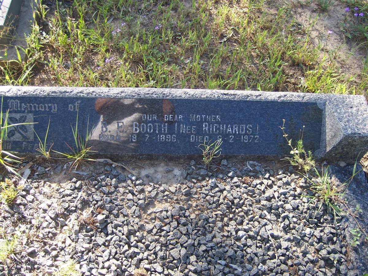 BOOTH B.E. nee RICHARDS 1896-1972