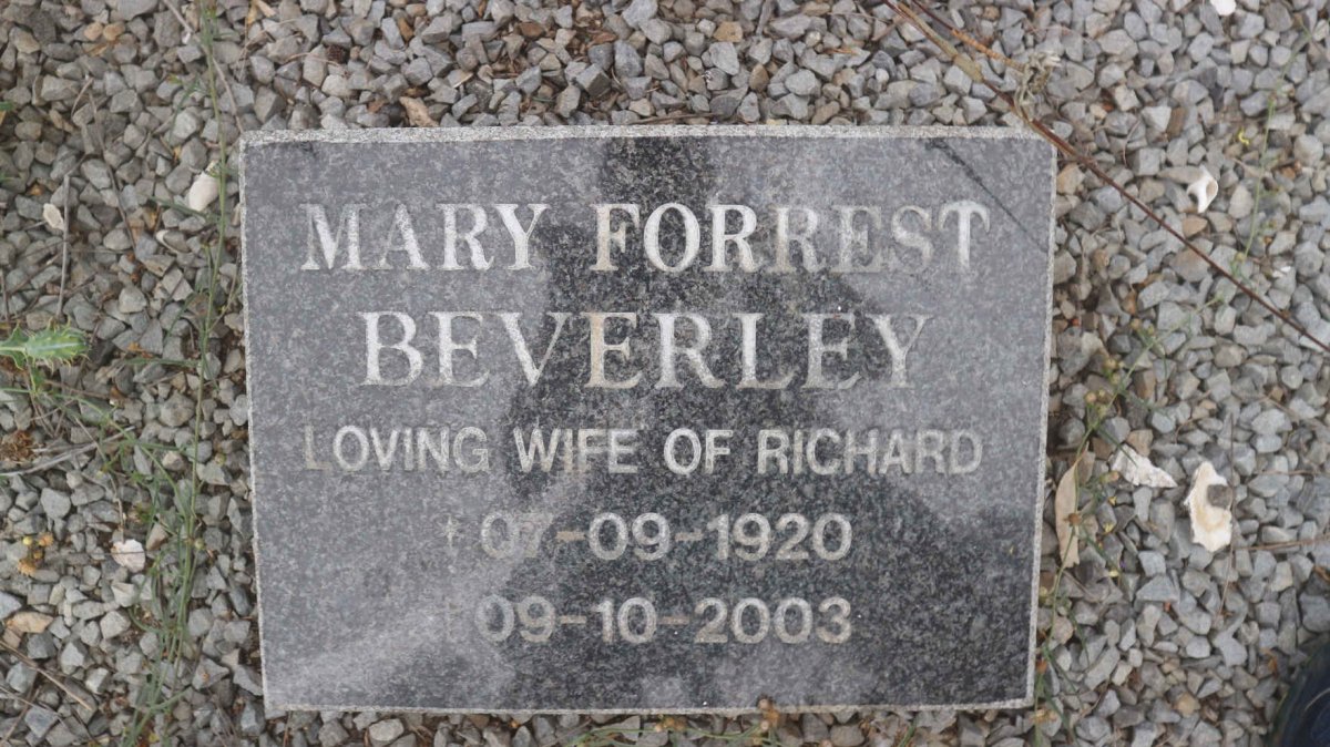 BEVERLEY Mary Forest 1920-2003