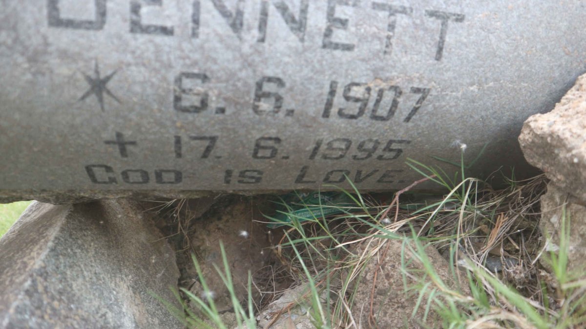 BENNETT Ellen Elizabeth 1907-1995