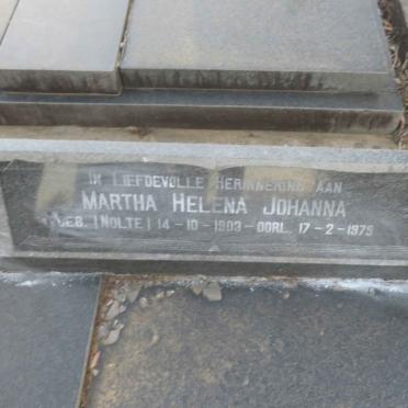 FERRANHO Antonia Fazenda 1896-1979 &amp; Martha Helena Johanna NOLTE 1903-1979