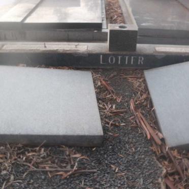LÖTTER F.J. 1905-1984 &amp; C.L. 1904-1992