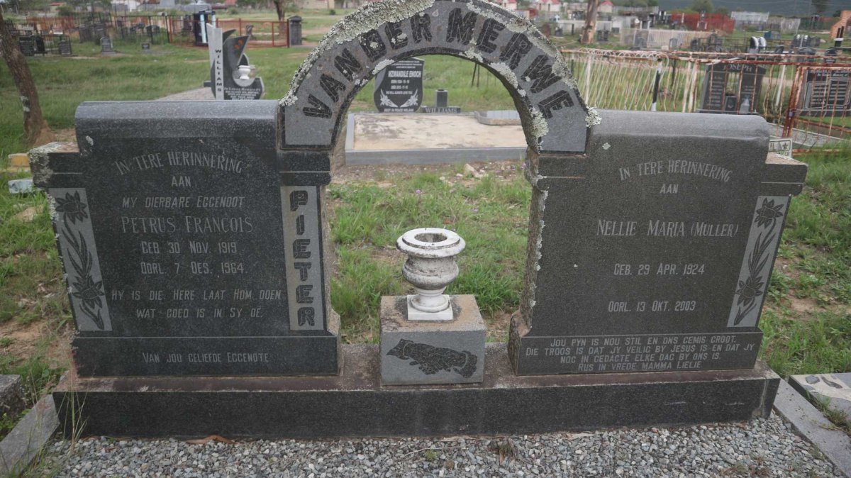 MERWE Petrus Francois, van der 1919-1964 &amp; Nellie Maria MULLER 1924-2003