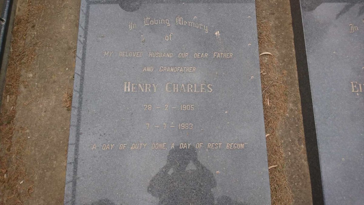 MacGILLICUDDY Henry Charles 1905-1983 &amp; Eileen Martha 1916-1993