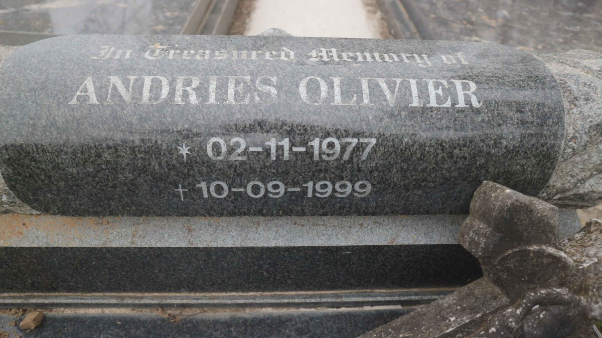 OLIVIER Andries 1977-1999