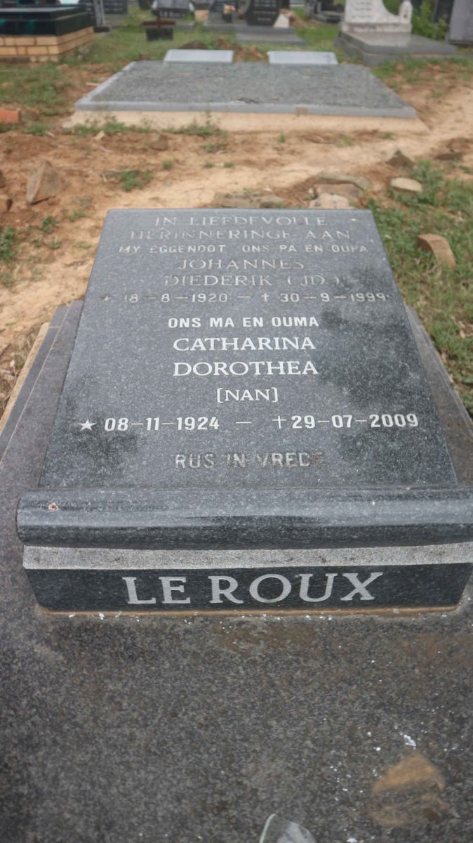 ROUX J.D., le 1920-1999 &amp; Catharina Dorothea 1924-2009
