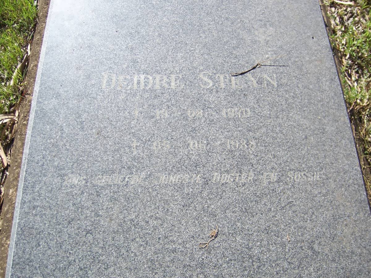 STEYN Deidre 1970-1988