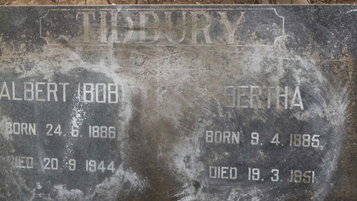 TIDBURY Albert 1886-1944 &amp; Bertha 1885-1951
