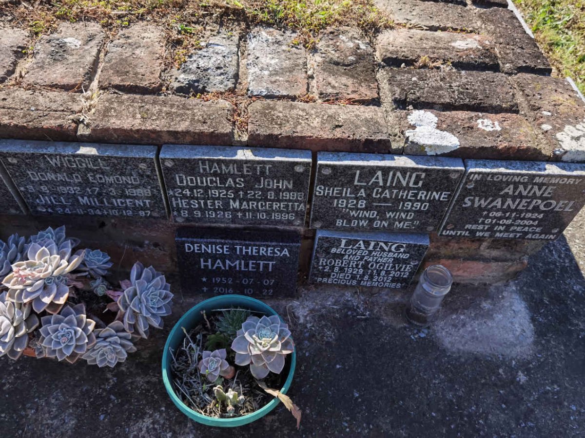 HAMLETT Denise Theresa 1952-2016 :: HAMLETT Douglas John 1925-1988 &amp; Hester Margeretta 1926-1996