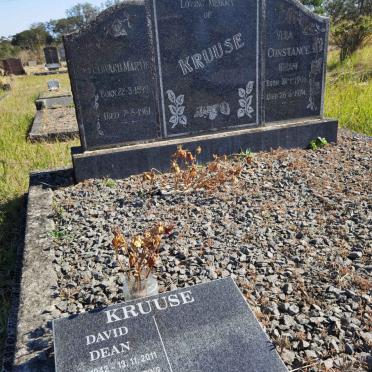 KRUUSE Edward Martin 1899-1961 &amp; Vera Constance DEAN 1906-1974