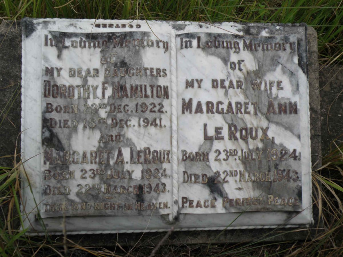 HAMILTON Dorothy F. 1922-1941 :: LE ROUX Margaret Ann nee HAMILTON 1924-1943