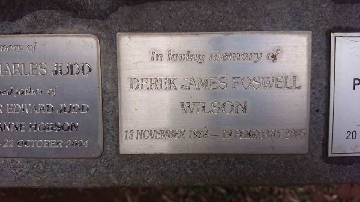 WILSON Derek James Foswell 1928-2005