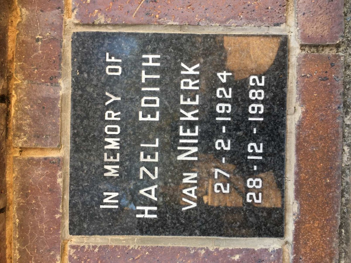 NIEKERK Hazel Edith, van 1924-1982
