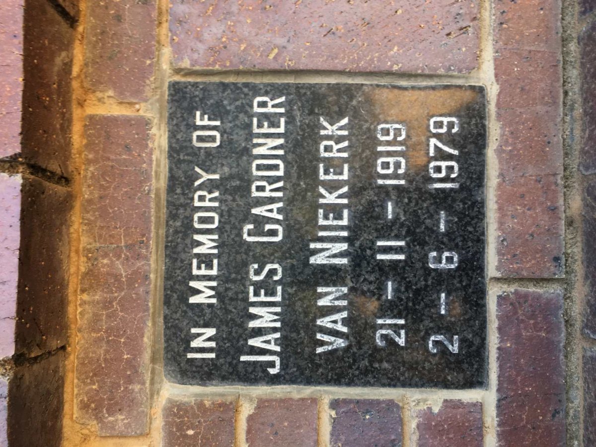 NIEKERK James Gardner, van 1919-1979