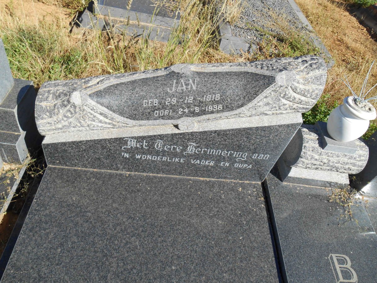 BOTHA Jan 1916-1996 &amp; Inez STRYDOM 1921-1984
