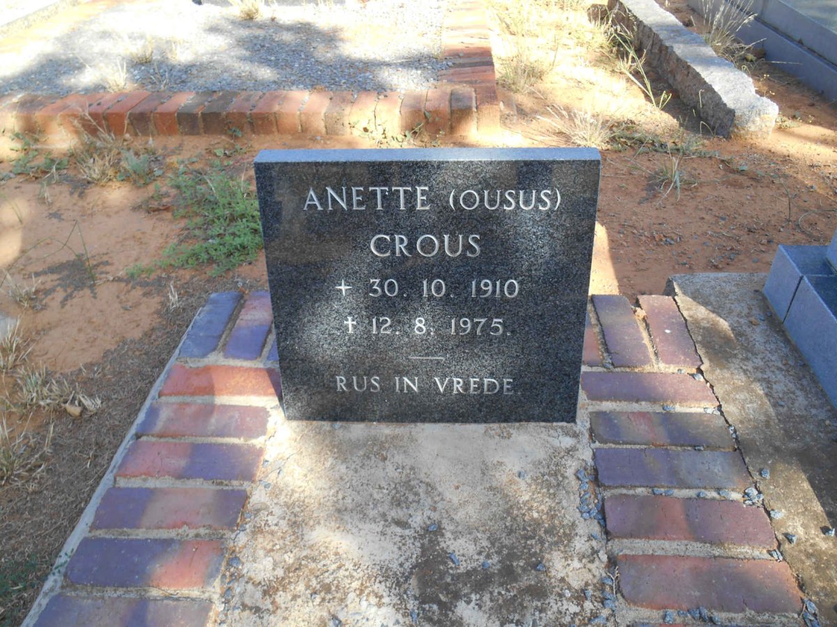 CROUS Anette 1910-1975
