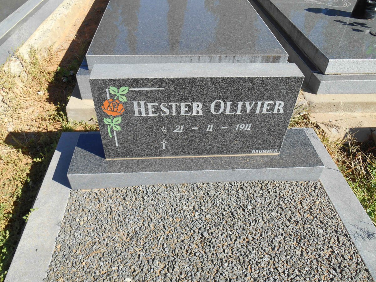 OLIVIER Hester 1911-