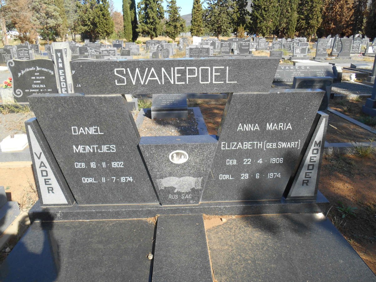 SWANEPOEL Daniël Meintjies 1902-1974 &amp; Anna Maria Elizabeth SWART 1906-1974