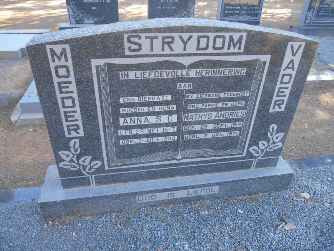 STRYDOM Mathys Andries 1914-1971 &amp; Anna S.C. 1917-1999