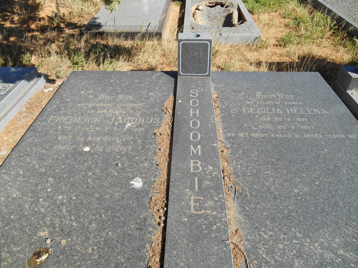 SCHOOMBIE Frederik Jakobus 1917-1991 &amp; Cecilia Helena 1921-1997