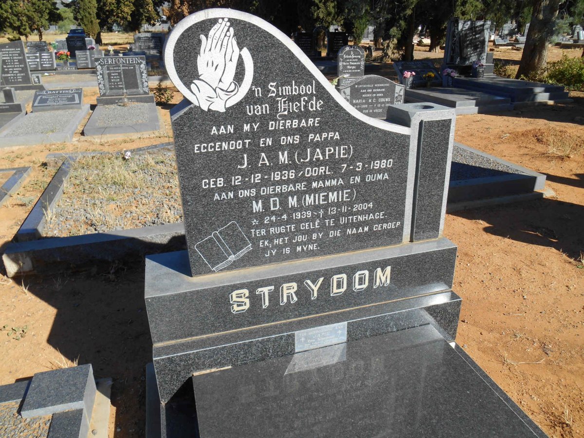 STRYDOM J.A.M. 1936-1980 &amp; M.D.M. 1939-2004