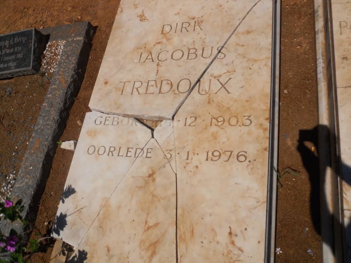 TREDOUX Dirk Jacobus 1903-1976