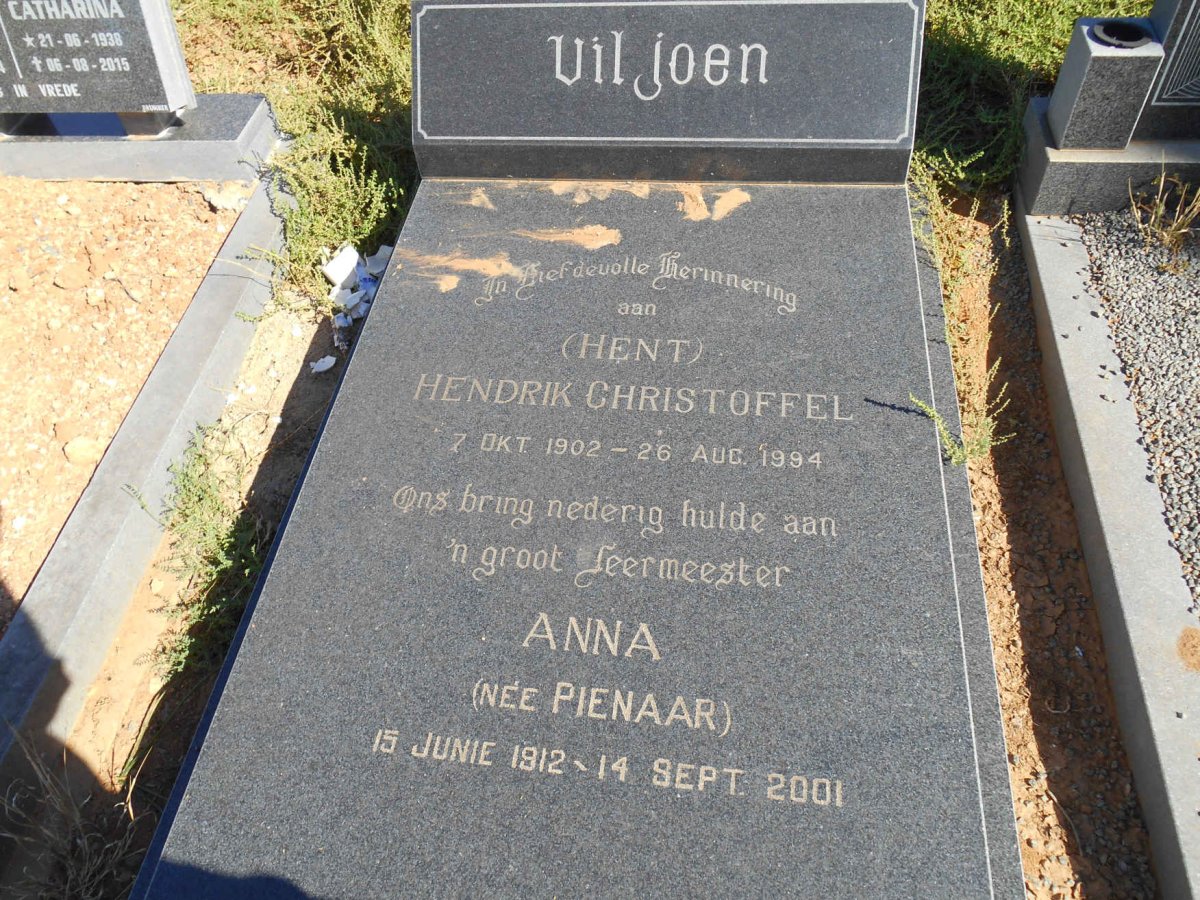 VILJOEN Hendrik Christoffel 1902-1994 &amp; Anna PIENAAR 1912-2001