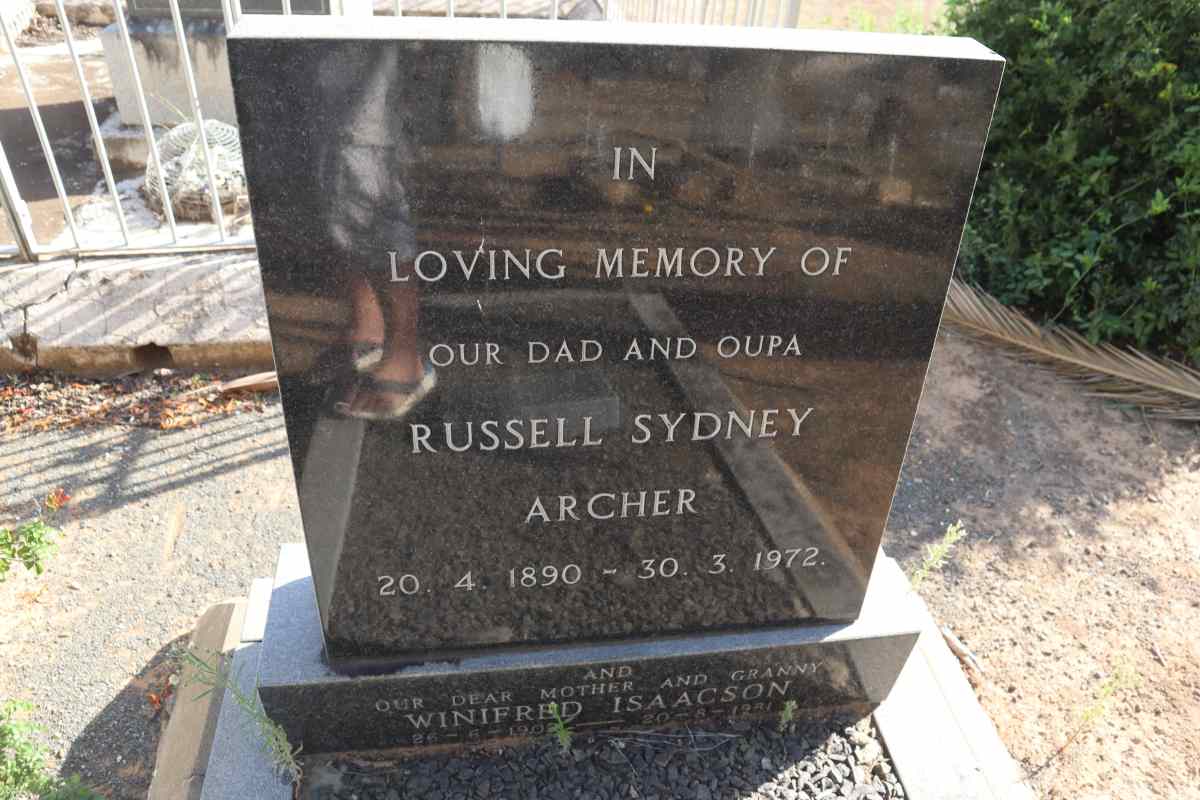 ARCHER Russell Sydney 1890-1972 :: ISAACSON Winifred 1902-1981_1